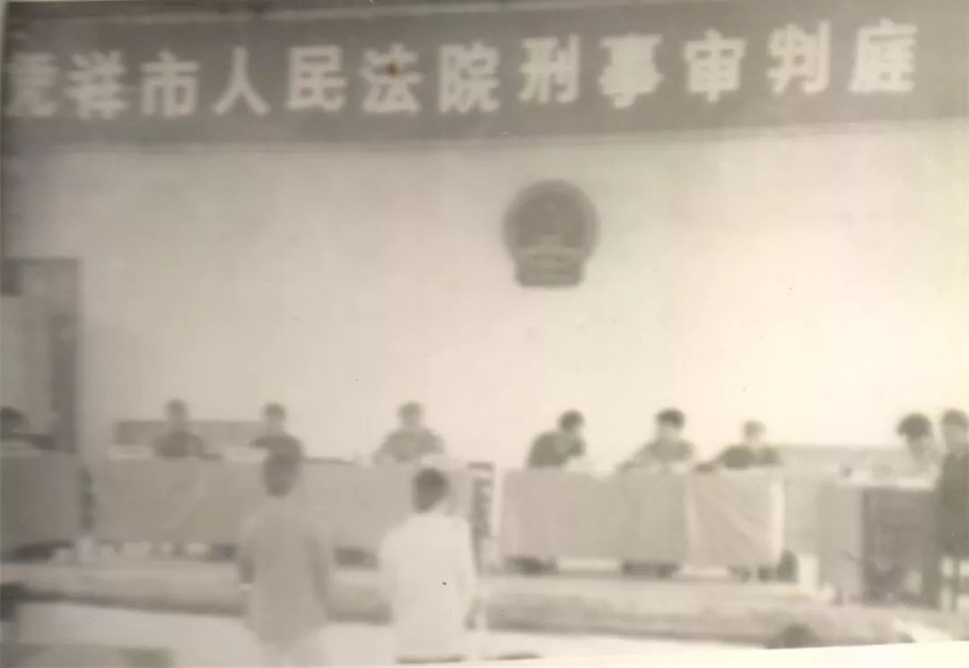 憑祥 【點(diǎn)贊祖國(guó)】70年國(guó)門法院記憶我們的昨天、今天和明天！