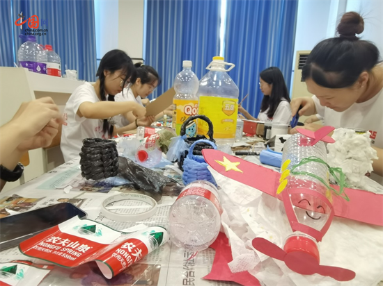 浙江：持續(xù)了17年的環(huán)?？破栈顒尤缃裼秩谌肓怂囆g元素